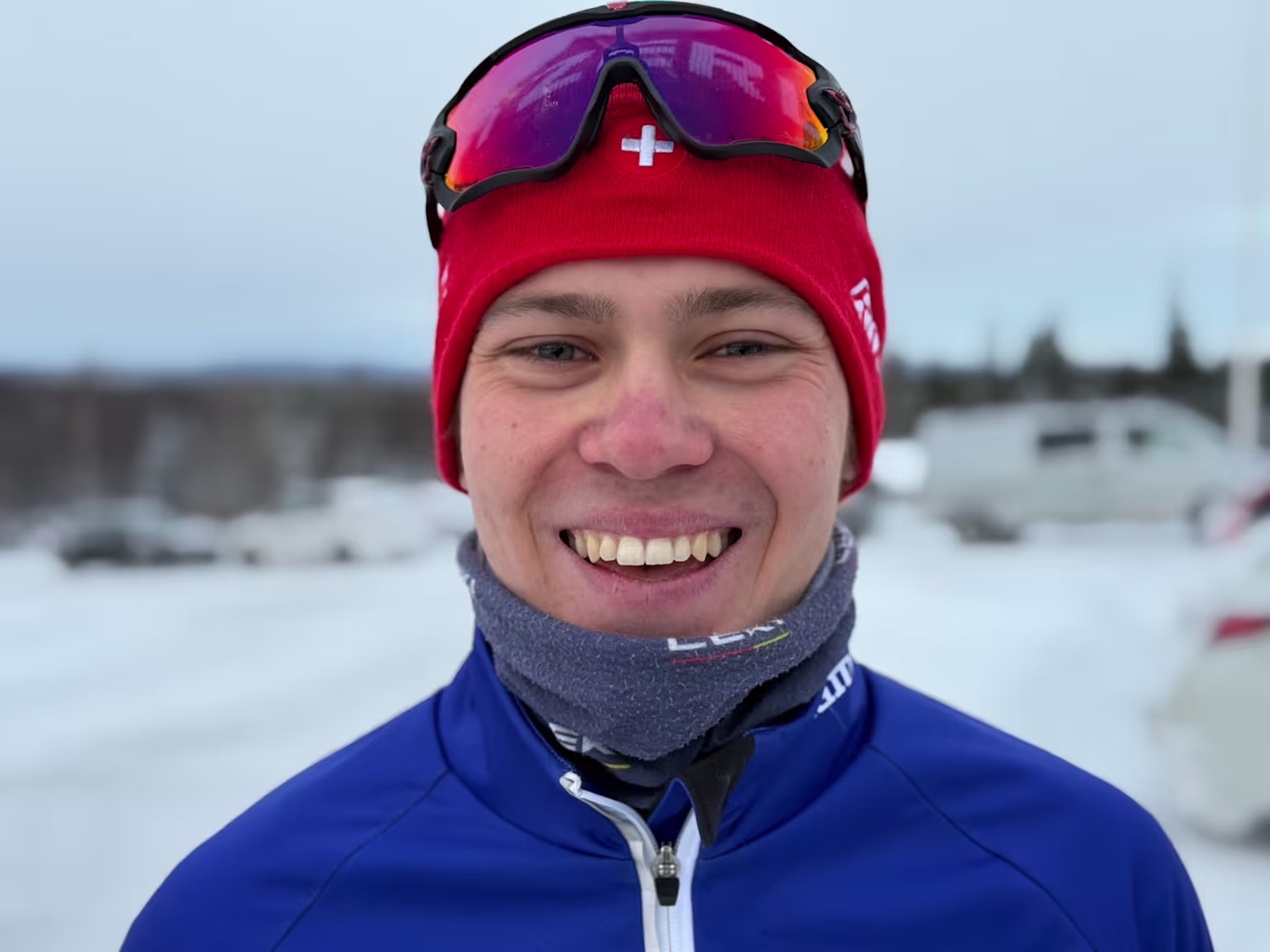 Leevi Tarjanne hiihtämässä maailmancupissa Rukalla